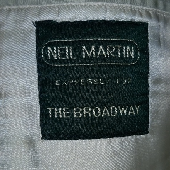 2 piece suit - Picture 2 of 4